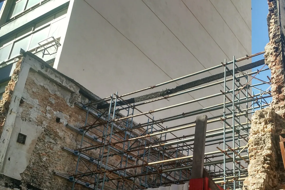 Vistoria técnica em estrutura de obra