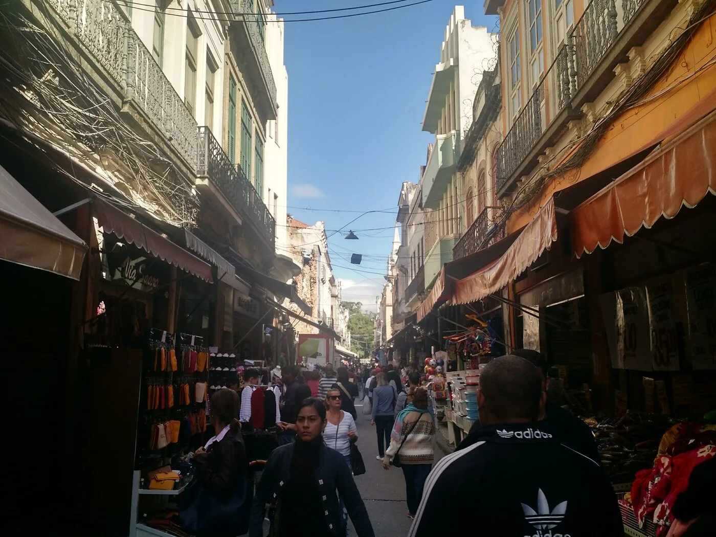 Vistoria na Rua da Alfândega para análise de entorno